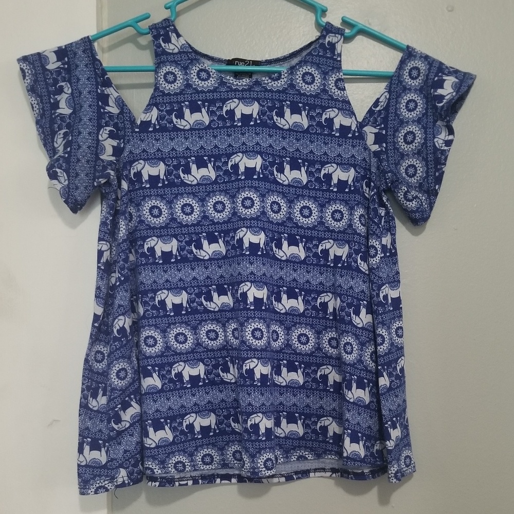 Rue21 off the shoulder elephant shirt